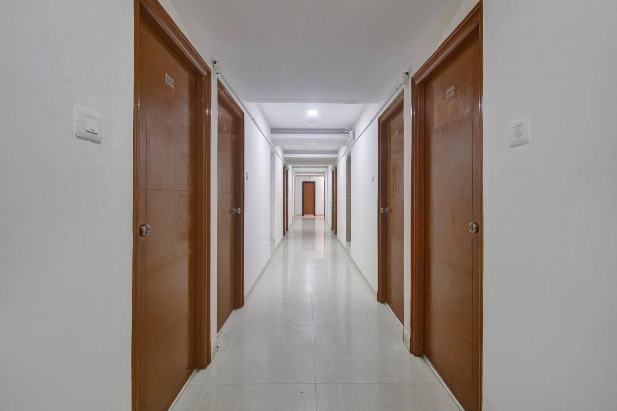 Collection O Sai Krupa Hotel ไฮเดอราบัด ภายนอก รูปภาพ
