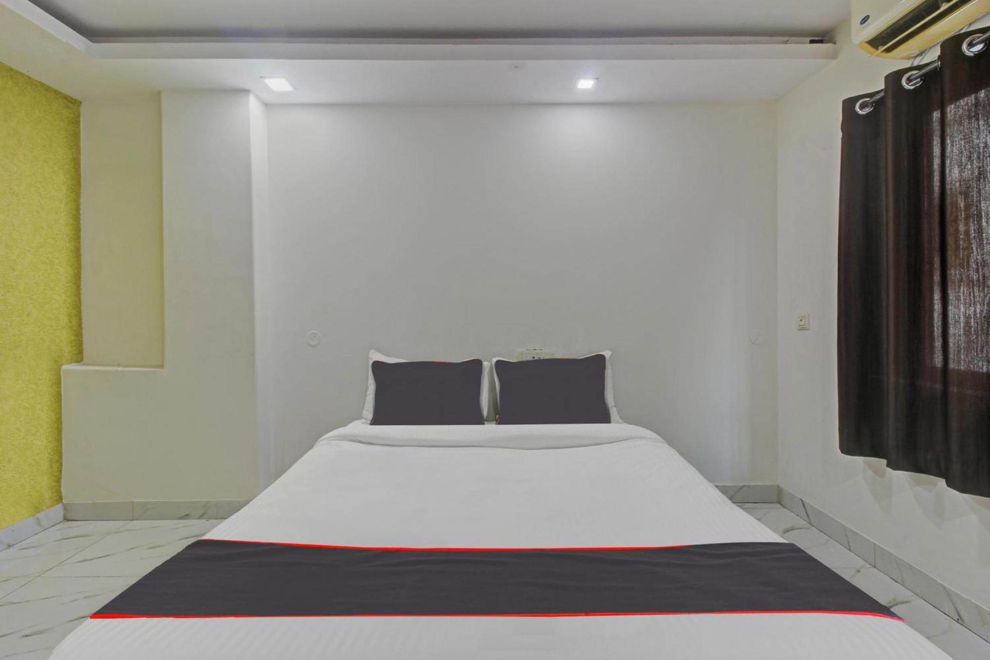 Collection O Sai Krupa Hotel ไฮเดอราบัด ภายนอก รูปภาพ